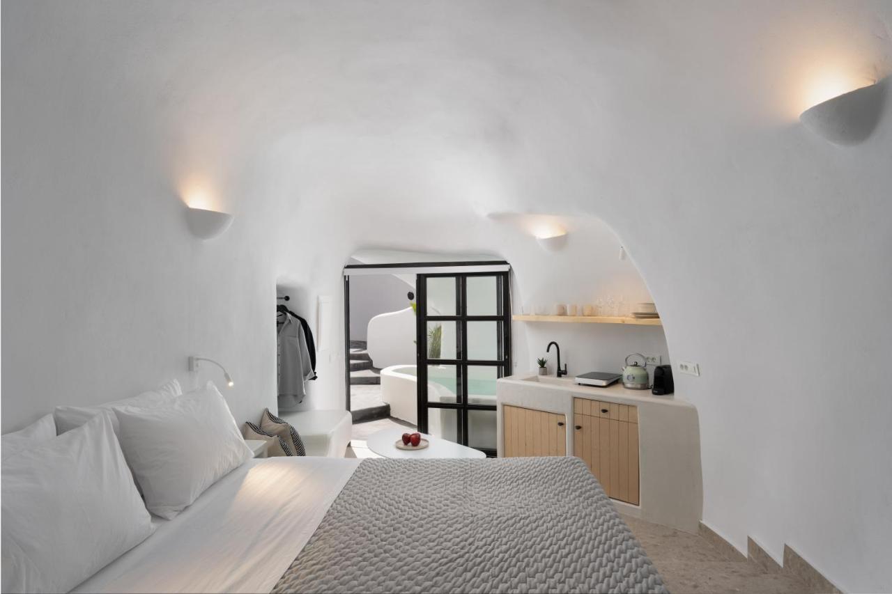 Niso Cave Suites Megalochori  Exterior photo