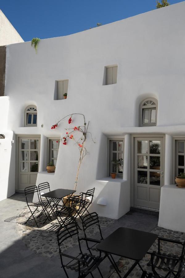 Niso Cave Suites Megalochori  Exterior photo