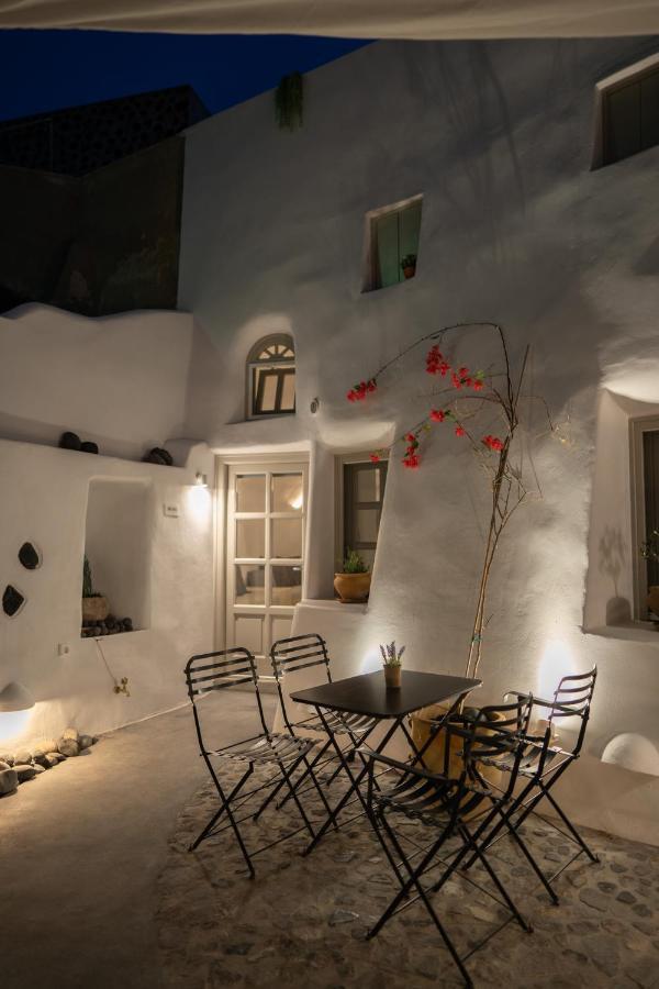 Niso Cave Suites Megalochori  Exterior photo